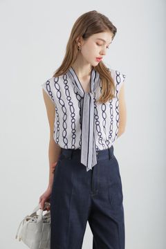 ピンキーアンドダイアン◆［ウォッシャブル］Ｖネックボタンブラウス エクリュ 38 ピンキーアンドダイアン◇［ウォッシャブル］Vネックボタン