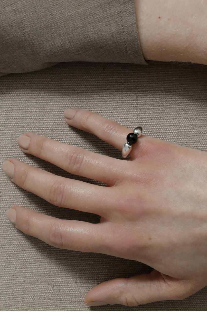 Lunar phase Thick Ring（pinky）2102006 Silver / ピンキーリング（シルバー）シルバー925 / シルバー1000コーティング / 専用箱付き / ギャランティーカード付き / 日本製 / ブラックオニキス【正規販売店】
