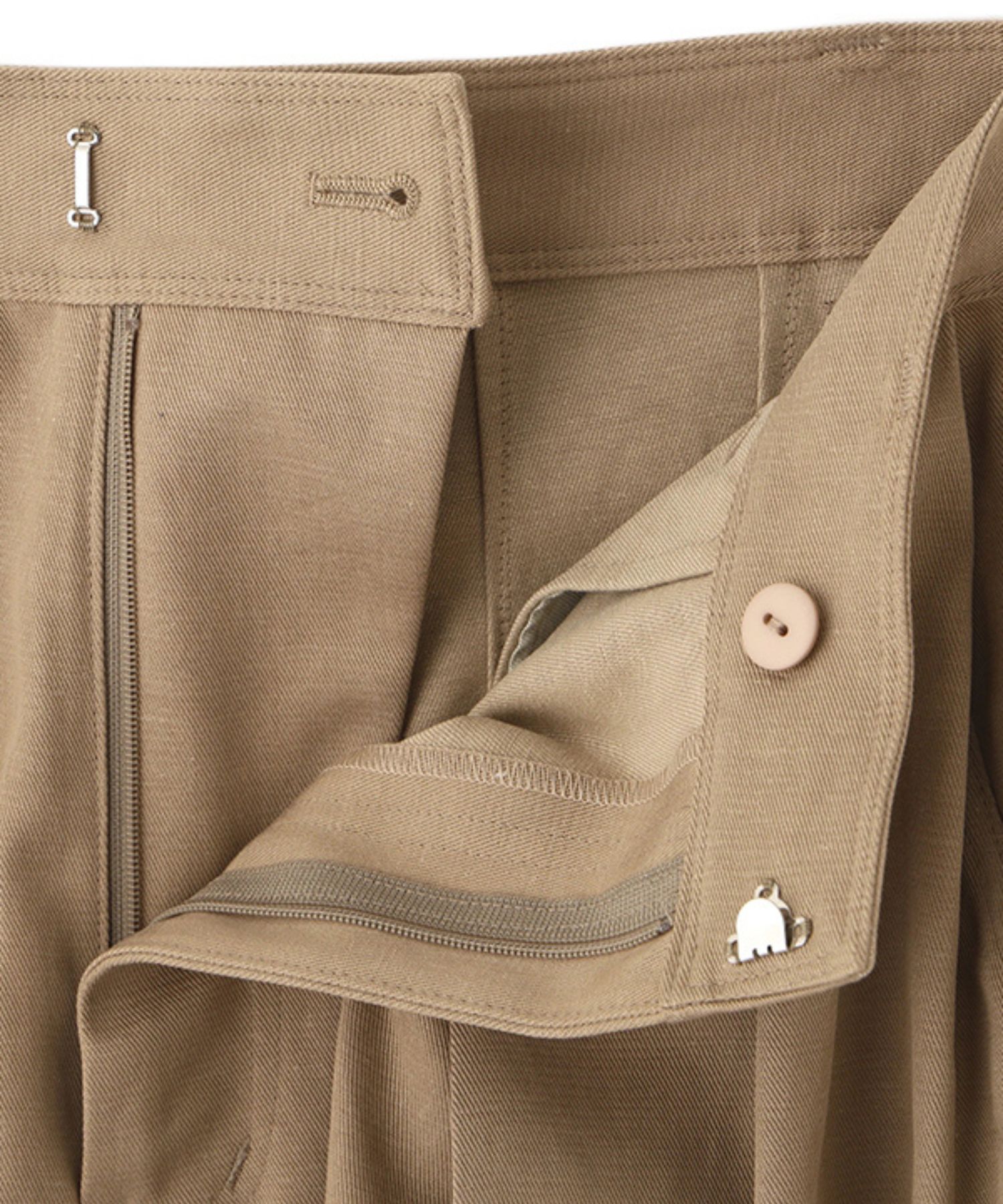 ソフトコットンタックカーブパンツ(ベージュ)綿 / カーブライン / フロントに深めタック / 1226220076