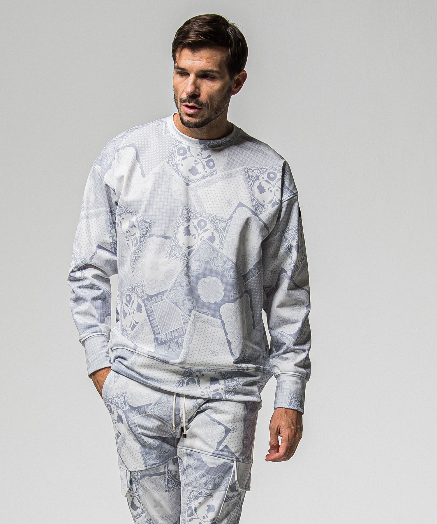 paisley back fleece drop trainer ( GREY) ポリエステル / ペイズリー柄 / 裏起毛 / ストレッチ / RC38-C-008