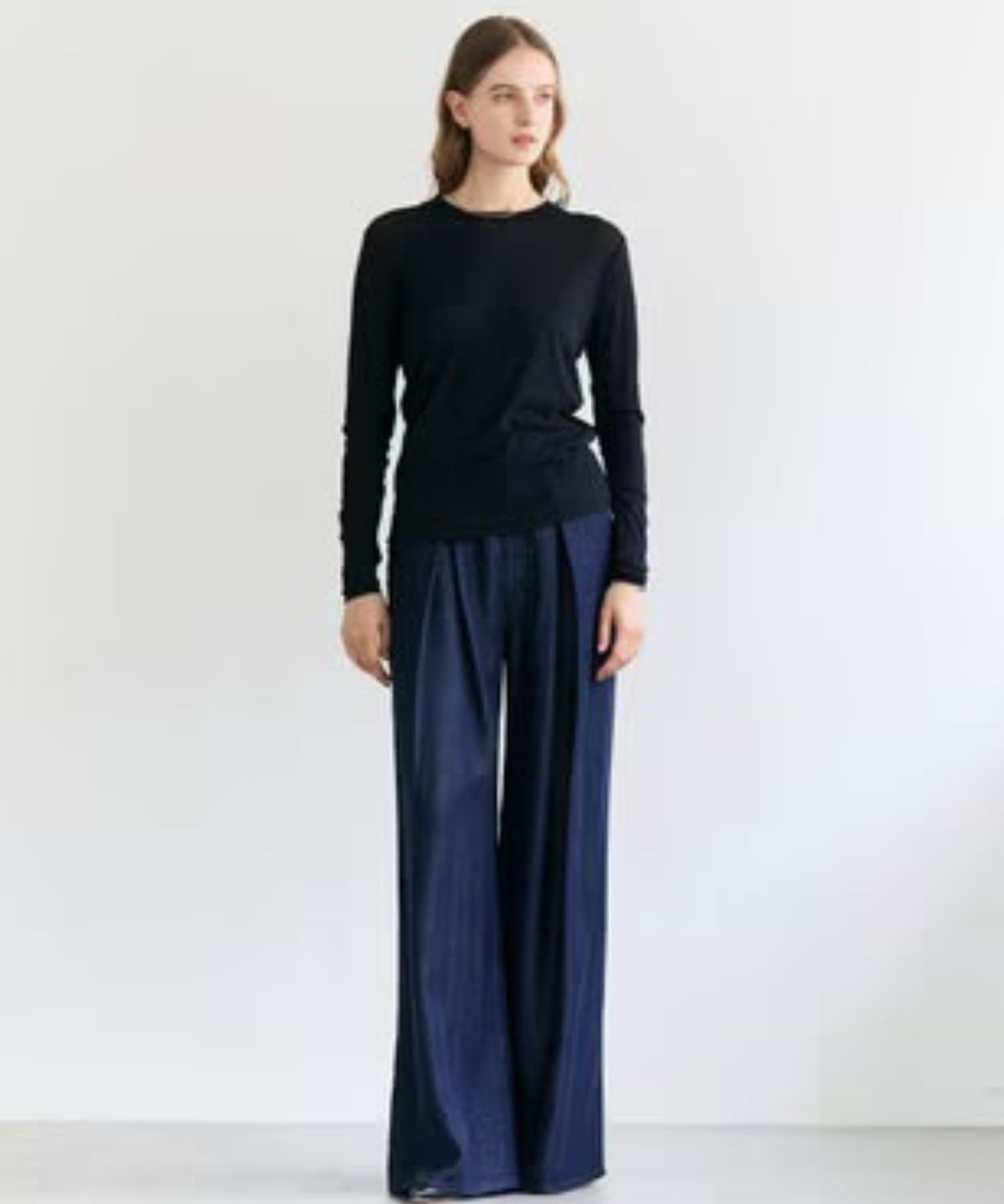 SORE / コットンシアークルーネックカットソー (Navy) コットン / ハイゲージに編み / 透け感有り / 手洗可 / KKCWGW0603