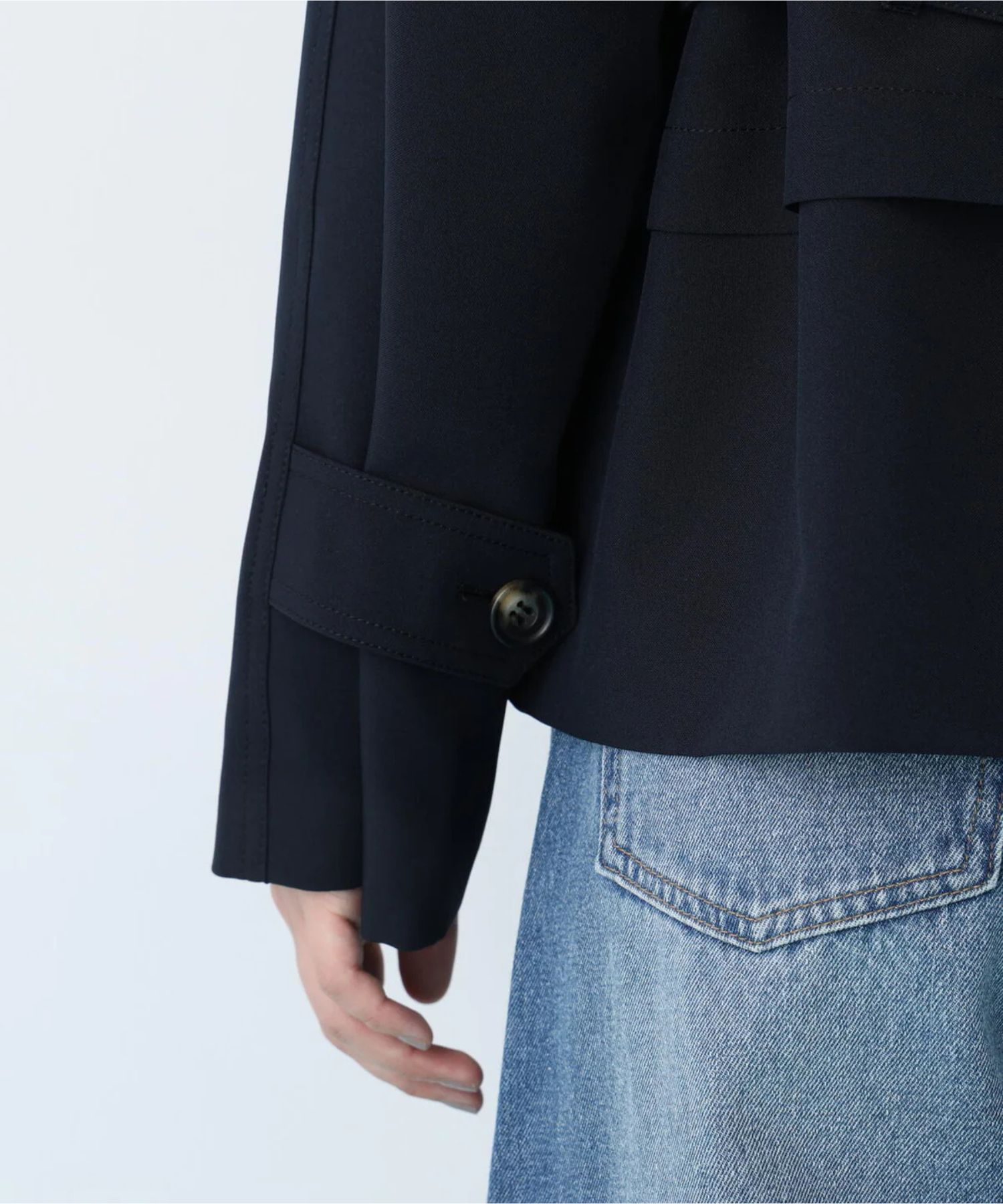 ソフトオックスショートトレンチコート(ネイビー)ポリエステル / ストレッチあり / 前釦あき / 前ポケット×2 / 0316151221