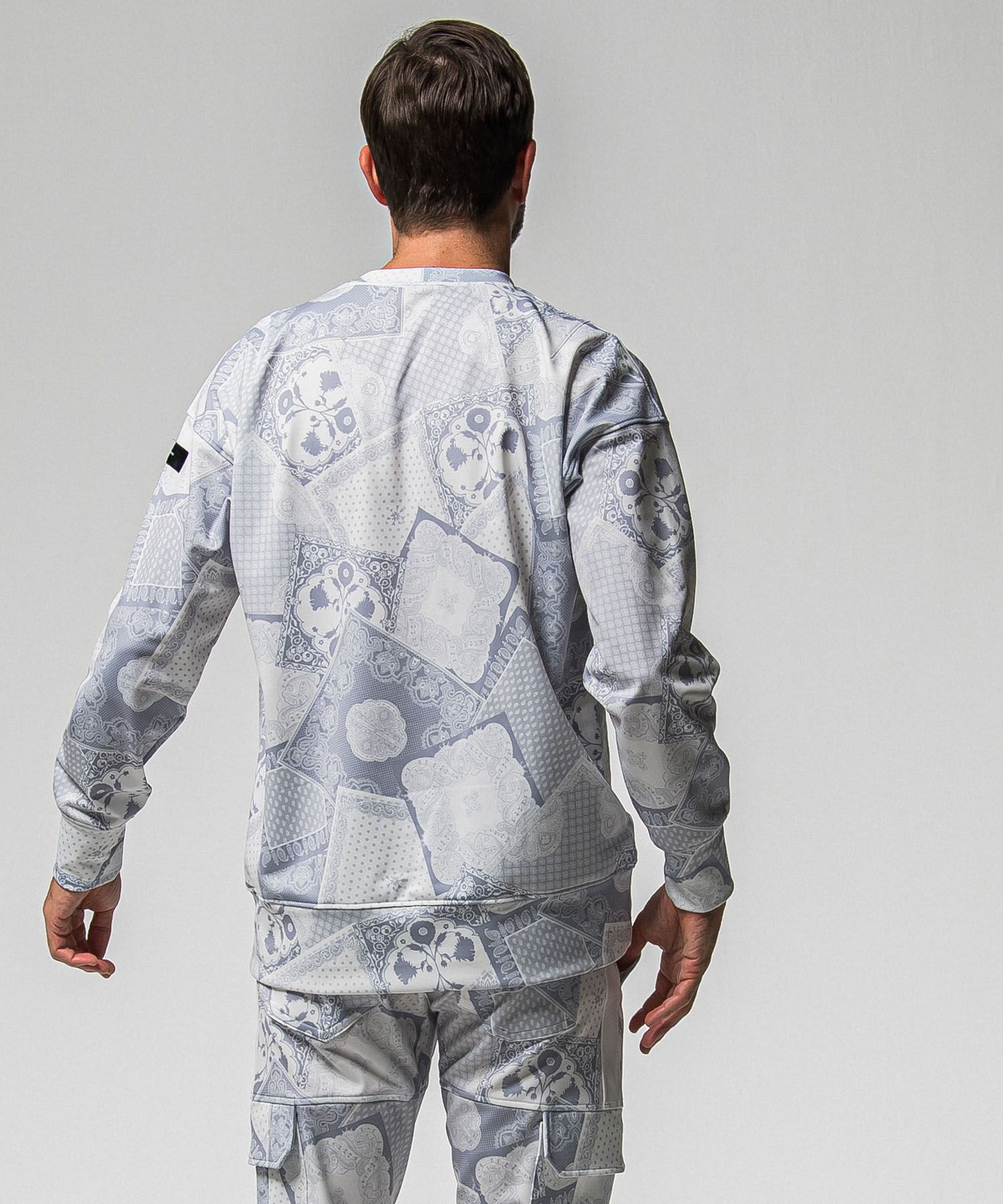 paisley back fleece drop trainer ( GREY) ポリエステル / ペイズリー柄 / 裏起毛 / ストレッチ / RC38-C-008