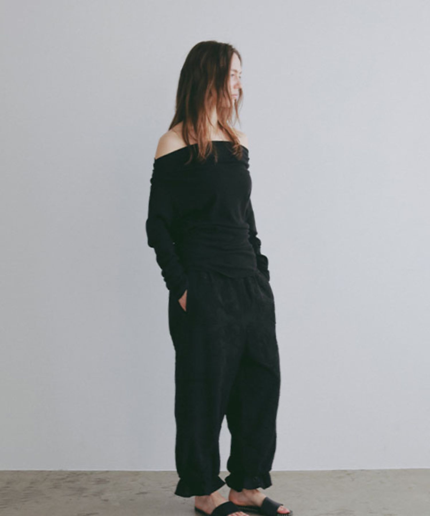 ワンショルダードレーププルオーバー(ブラック) 綿 / ウォッシャブル / 手洗い可 / 1226212079