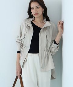 ストレッチツイルマウンテンパーカー(ベージュ)ポリエステル / ストレッチあり / 裏無し / 両脇ベンツあき / 前ファスナー開き+ドットボタン / 0316155217