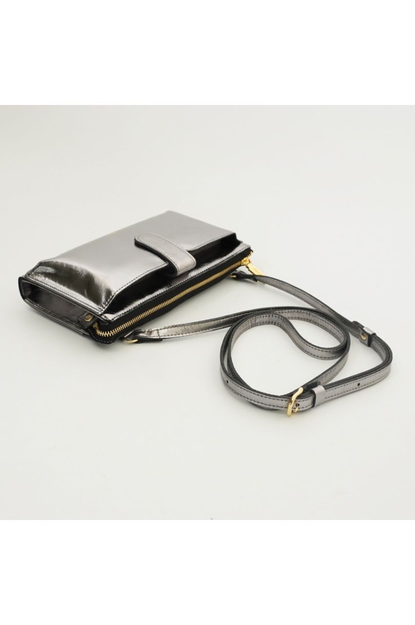 ADRIA（アドリア）V-1338（Silver）メタリックレザー 横型スマートフォンポシェット / 牛革 / iPhone14ProMax入る