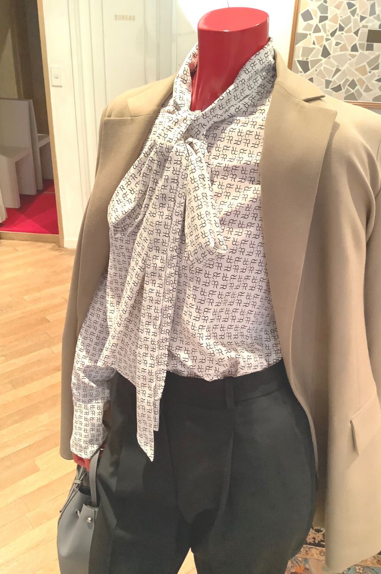 CLASSIC PRINT BOWTIE BLOUSE /クラシックプリントボウタイブラウス - フリーサイズ - アイボリー