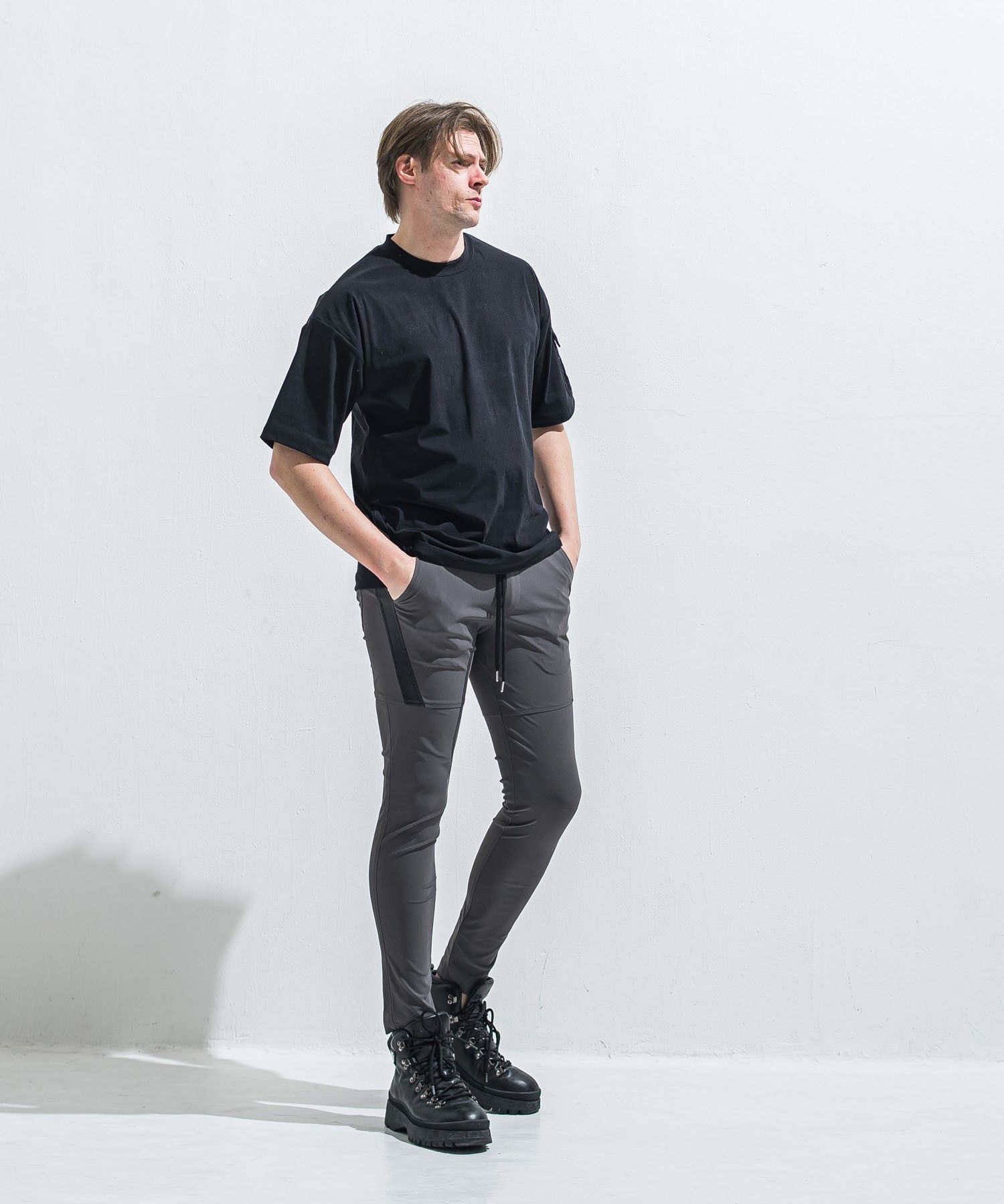 militaryPocket nylon OVER  TEE (BLACK) ナイロン/ ストレッチ / 袖ポケット付き /速乾性 / 手洗可  /  RC40-T-008