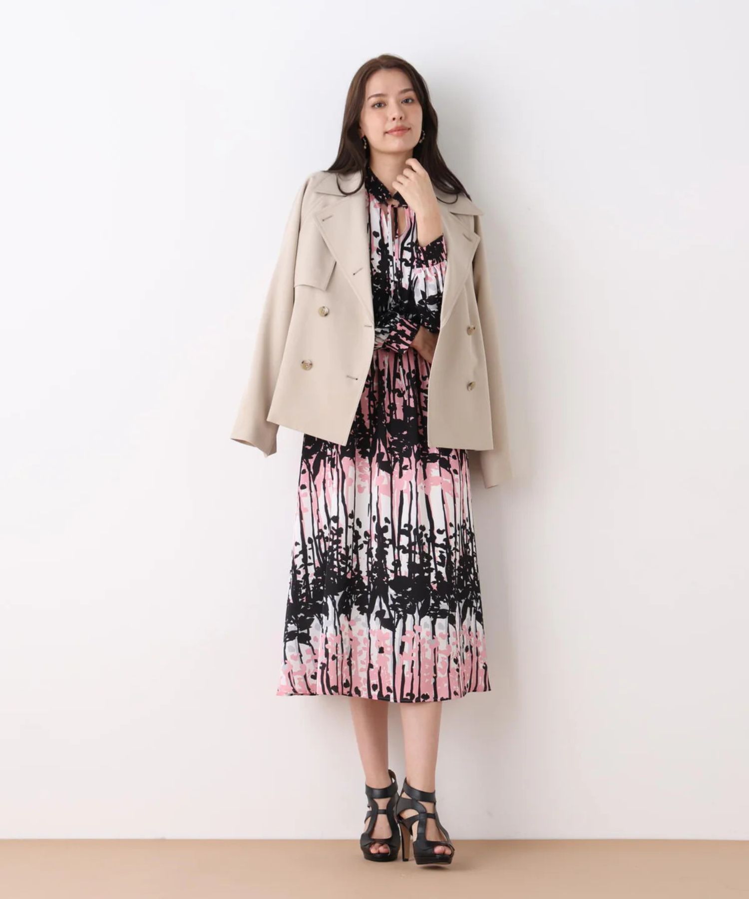 インクフォレストプリントワンピース(ピンク系)ポリエステル / 身頃のみ裏付き / ファスナーなし / 被って着用 / スリットなし / 6140200