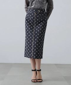 ホースシャドージャカードスカート(ネイビー系)ポリエステル / ストレッチあり / 裏地なし / 前ファスナー / 釦秋 / 0316220820