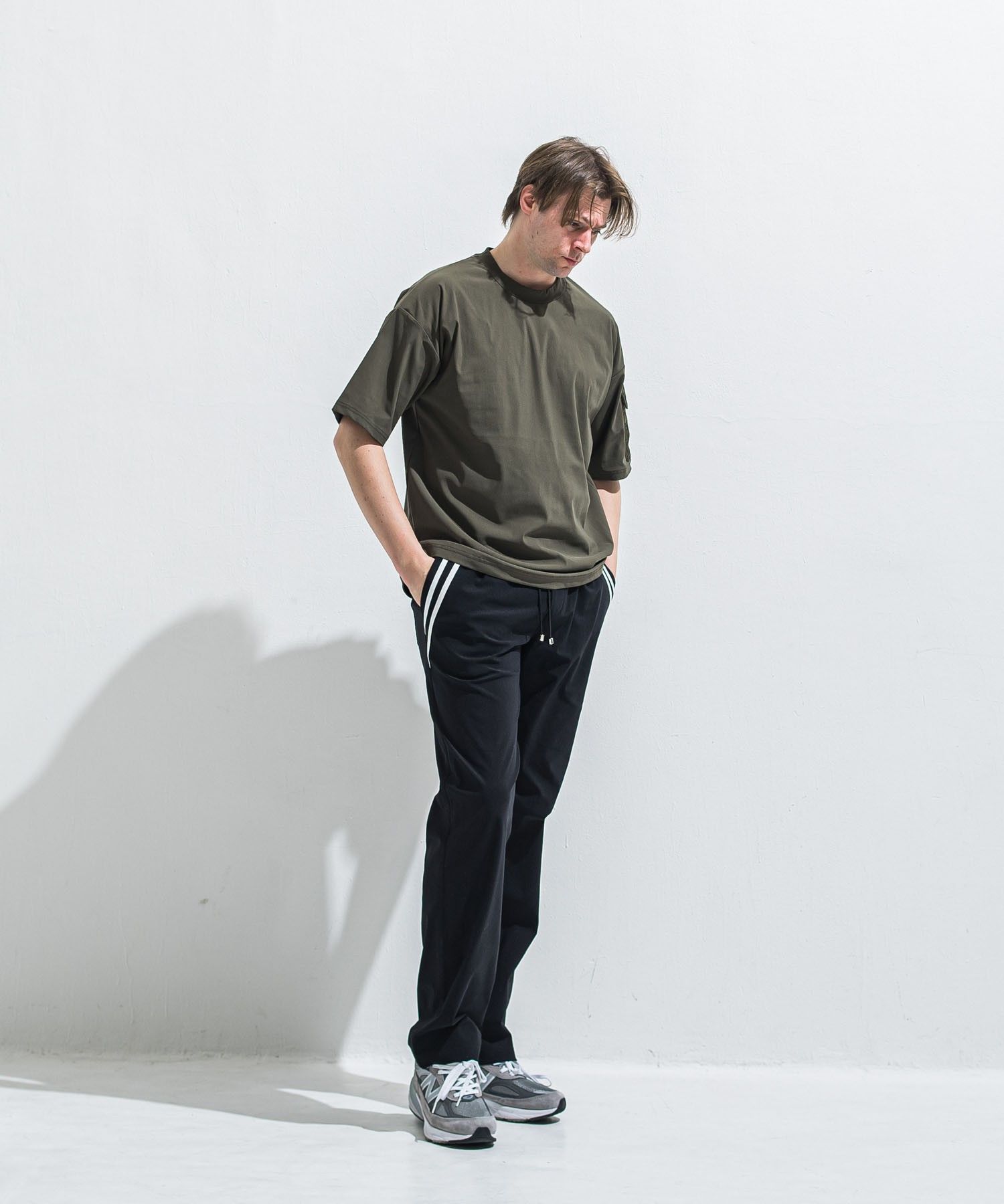 militaryPocket nylon OVER  TEE (KHAKI) ナイロン/ ストレッチ / 袖ポケット付き /速乾性 / 手洗可  /  RC40-T-008