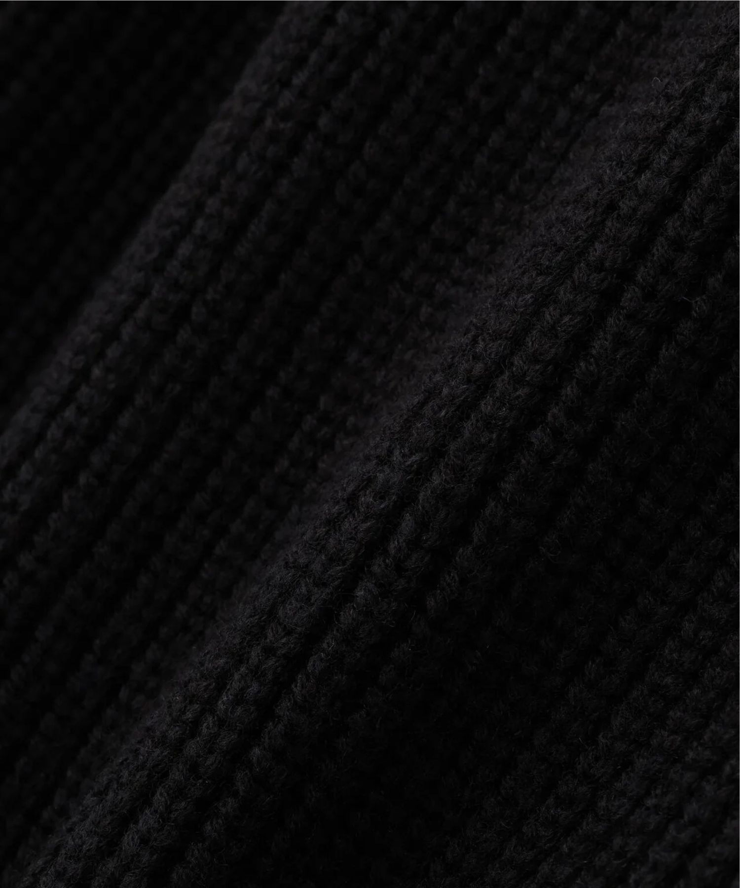 ファーグローブ付き畦ニットプルオーバー(ブラック)毛 / 脇スリット / ストレッチあり / 0315270126