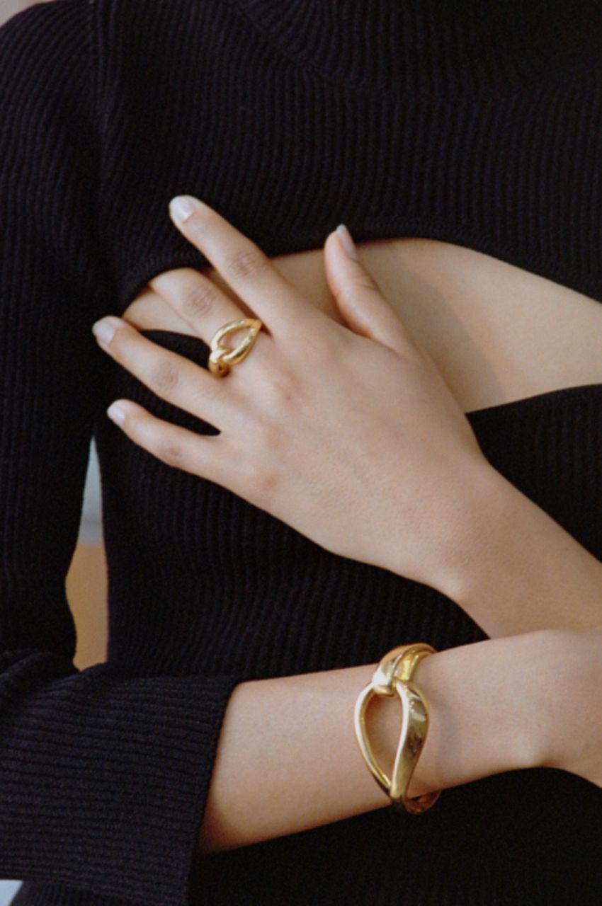 KNOT RING 2301004 GOLD / リング（ゴールド）シルバー925 / 18金コーティング / 箱付き / ギャランティーカード付 / 日本製【正規販売店】
