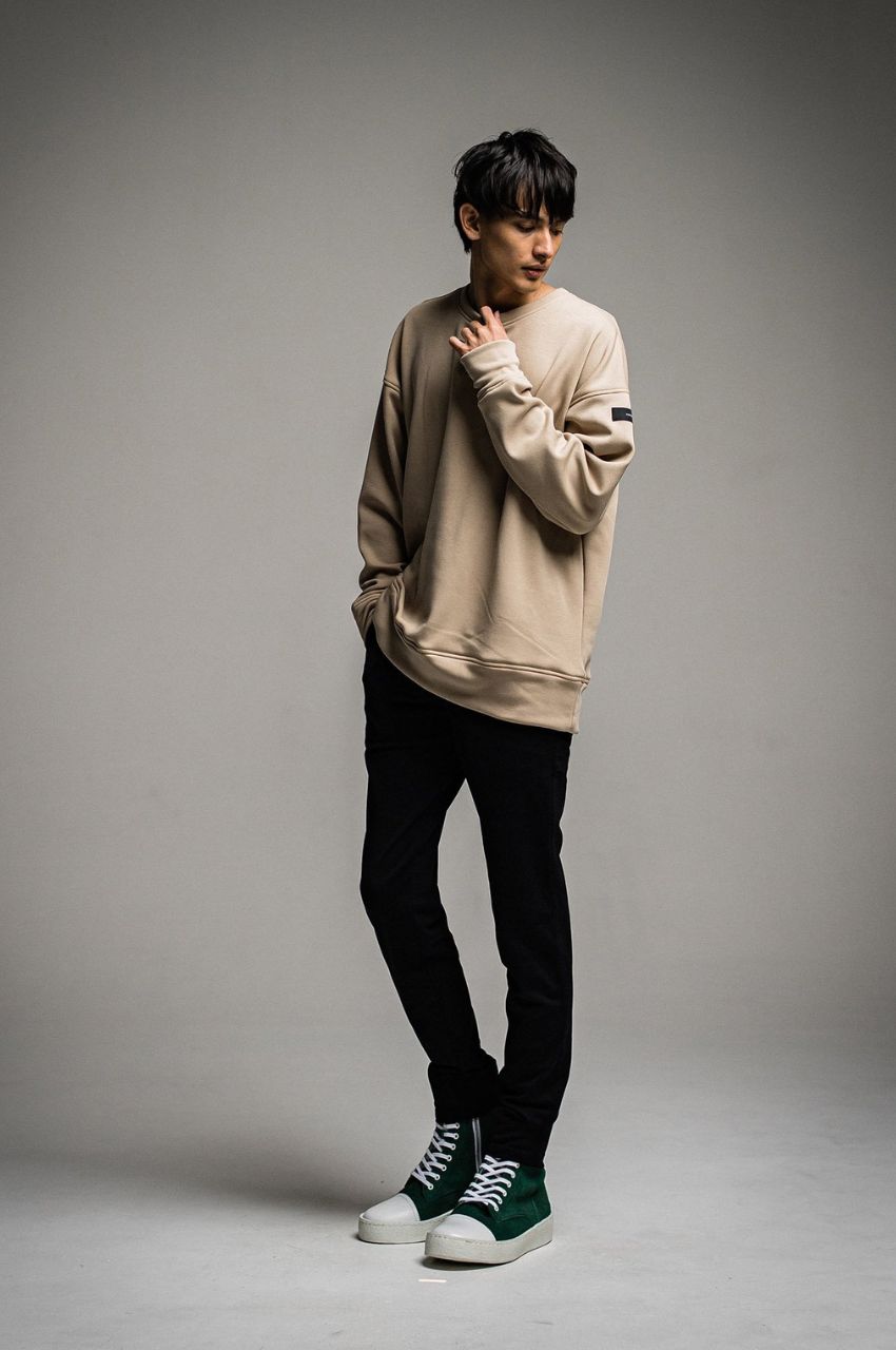 ID BACKROGO VELOURS FLEECE DROP TRAINER / IDバックロゴ裏起毛ルーズトレーナー