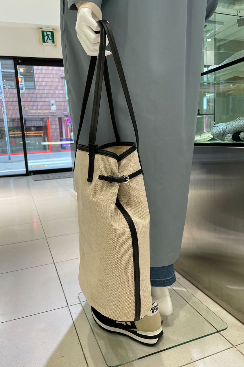 キャンバストートBAG / A4入る