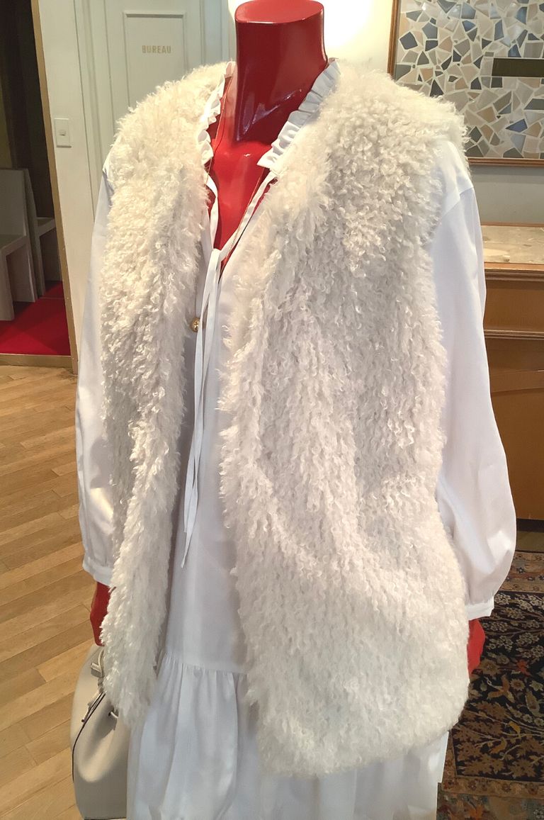 TOMORROWLAND - POODLE FUR CREW NECK GILET / プードルファー クルー ...