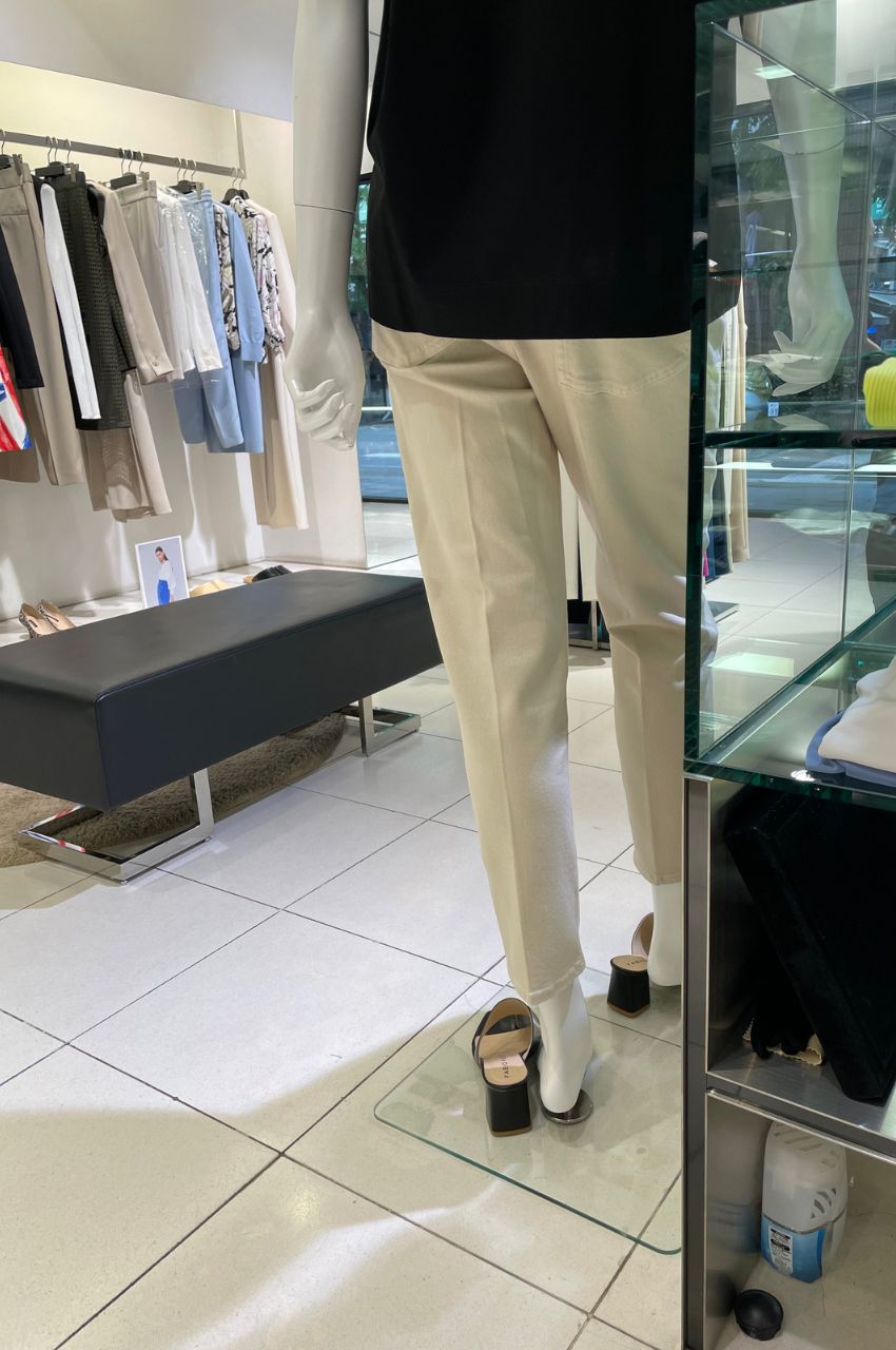 スリムテーパードデニムパンツ / ウォッシャブル