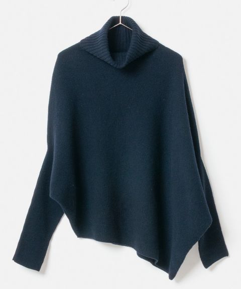 Turtleneck knit in an unusual silhouette ( ネイビーブルー ) 毛 / ホワイトカシミア混 / 柔らかい / 軽い / BN252-13403