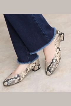 / ソフトスクエアトウローヒールパンプス