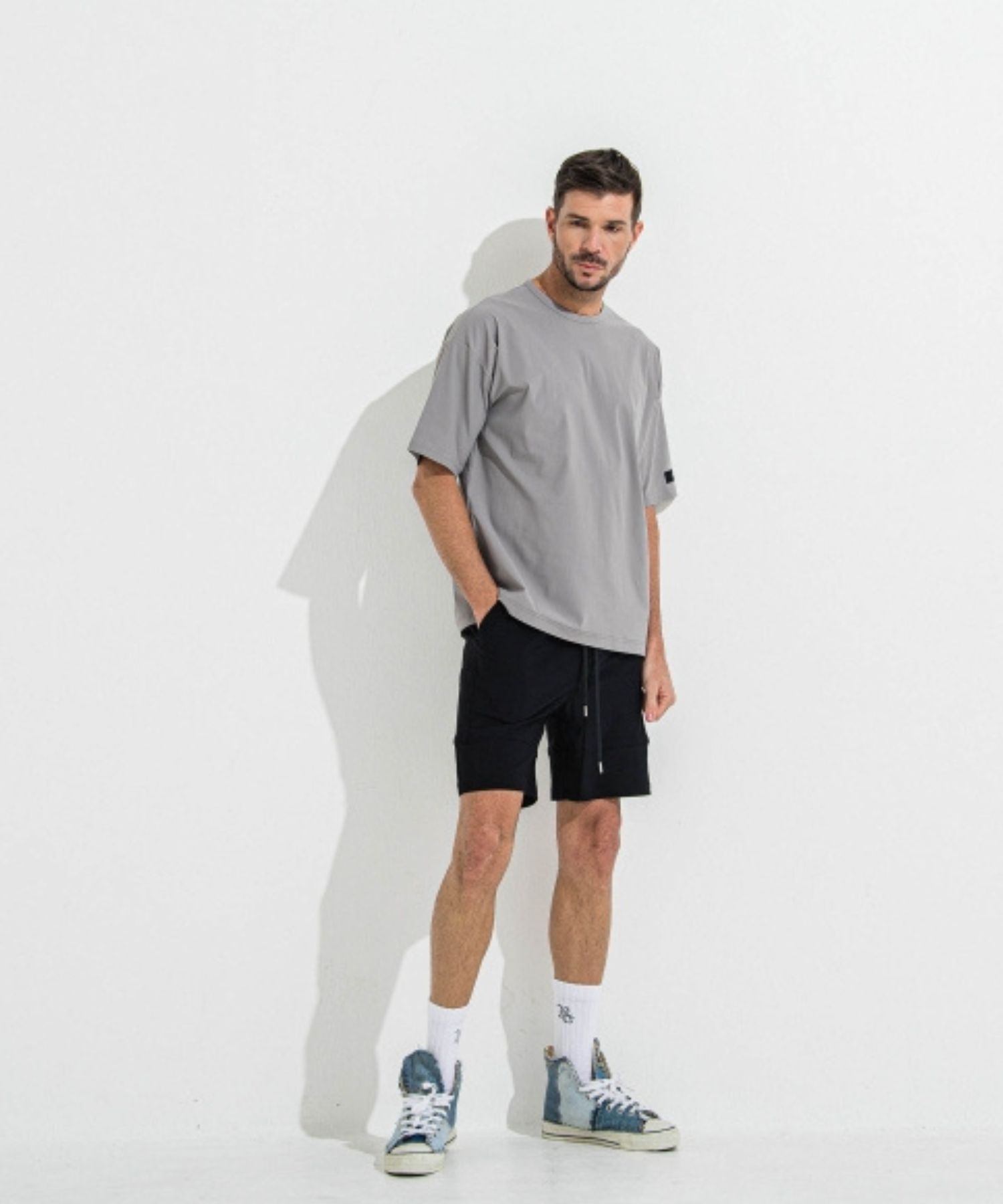 TYLER NYLON SHORTS (ブラック ) ポリエステル /  ベルトループ/  スラッシュポケット / 360°ストレッチ / RC36-HP-002
