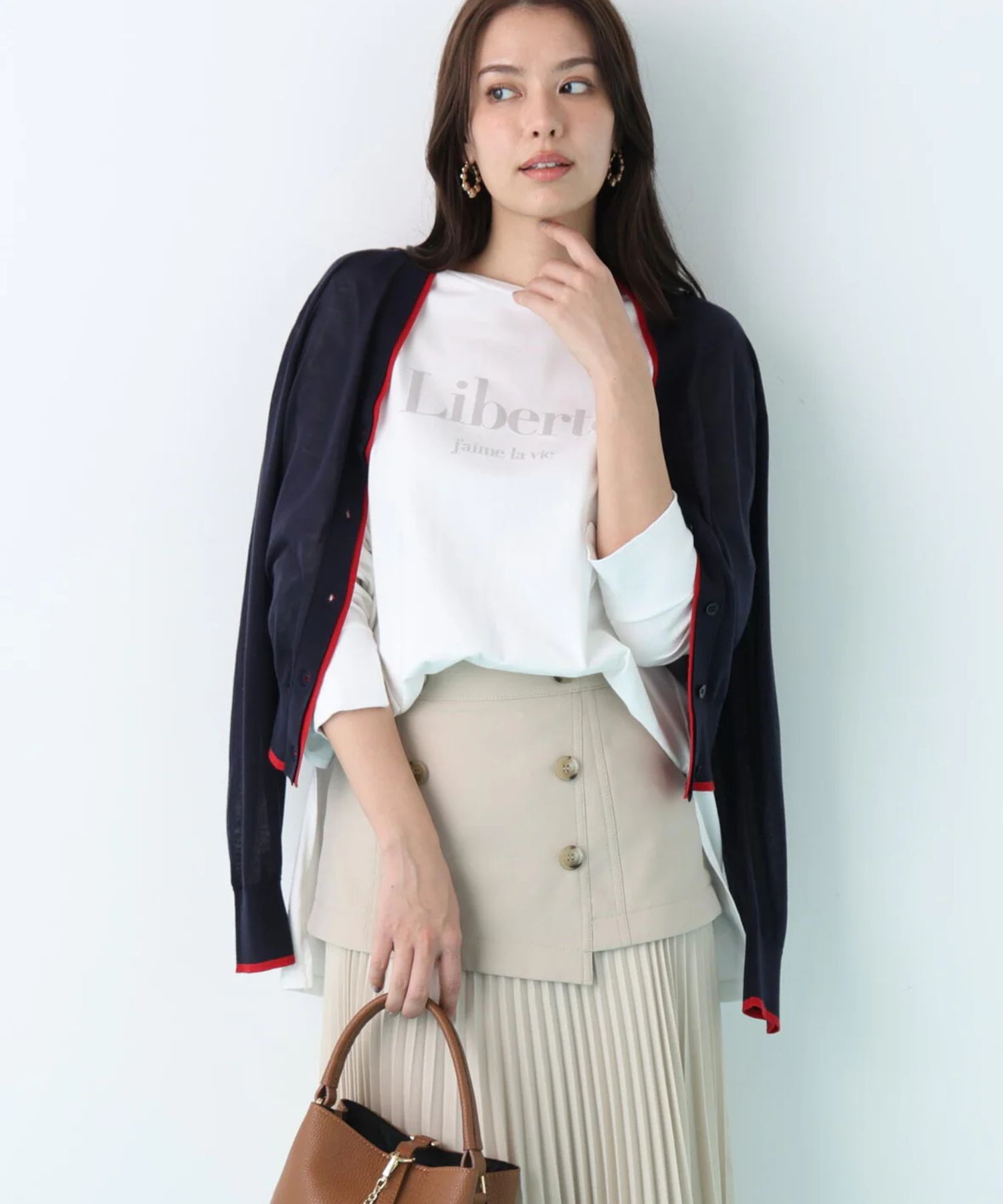 Vネックパレットニットカーディガン(ネイビー)再生繊維 / ウォッシャブル / 手洗い可 / ストレッチあり / 前釦開き / 裏地無し / 0316175211