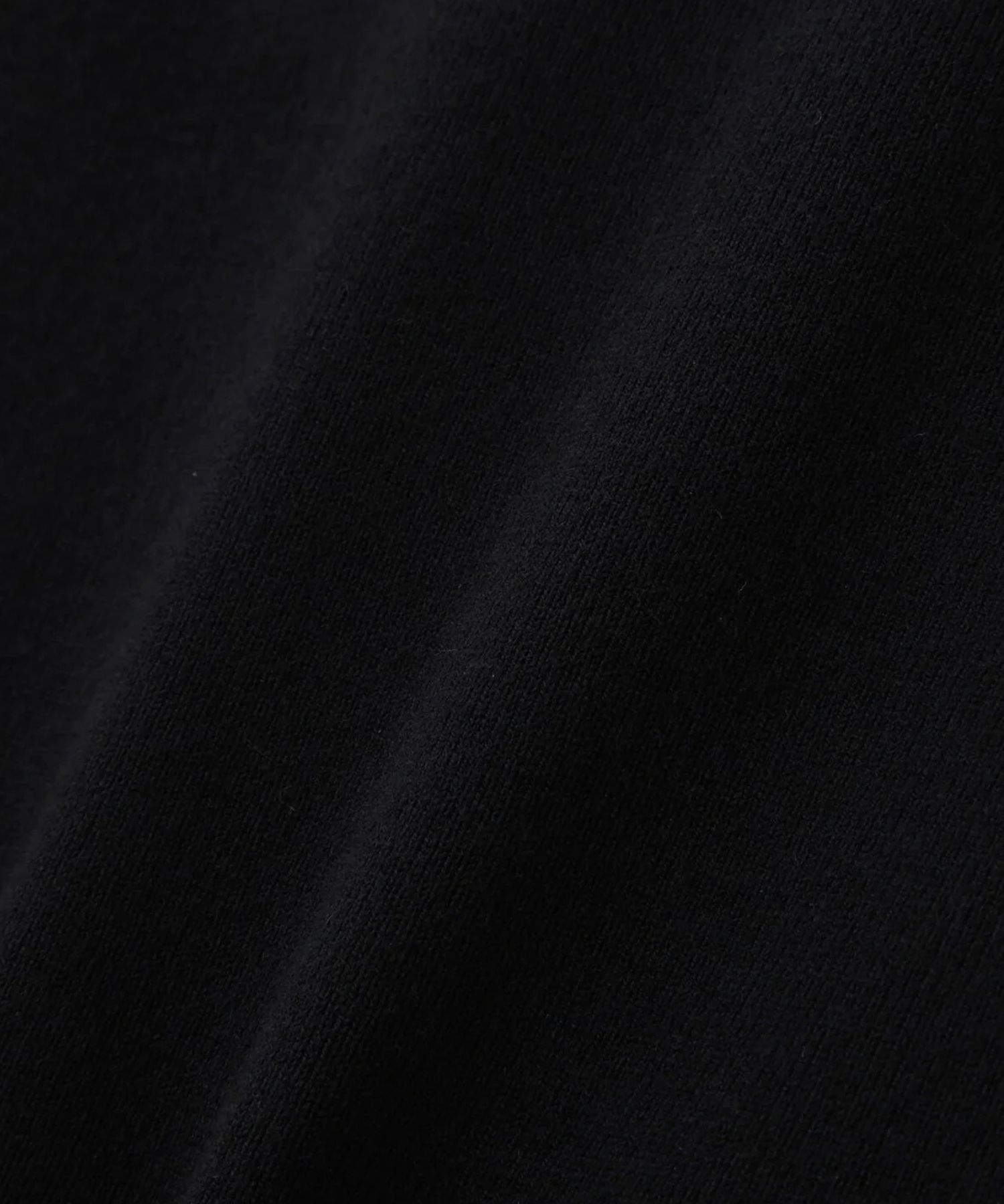 プルオーバーシンプルハイゲージ(ブラック)ポリエステル / ストレッチあり / かぶって着用 / ウォッシャブル / 手洗い可 / 0316170128