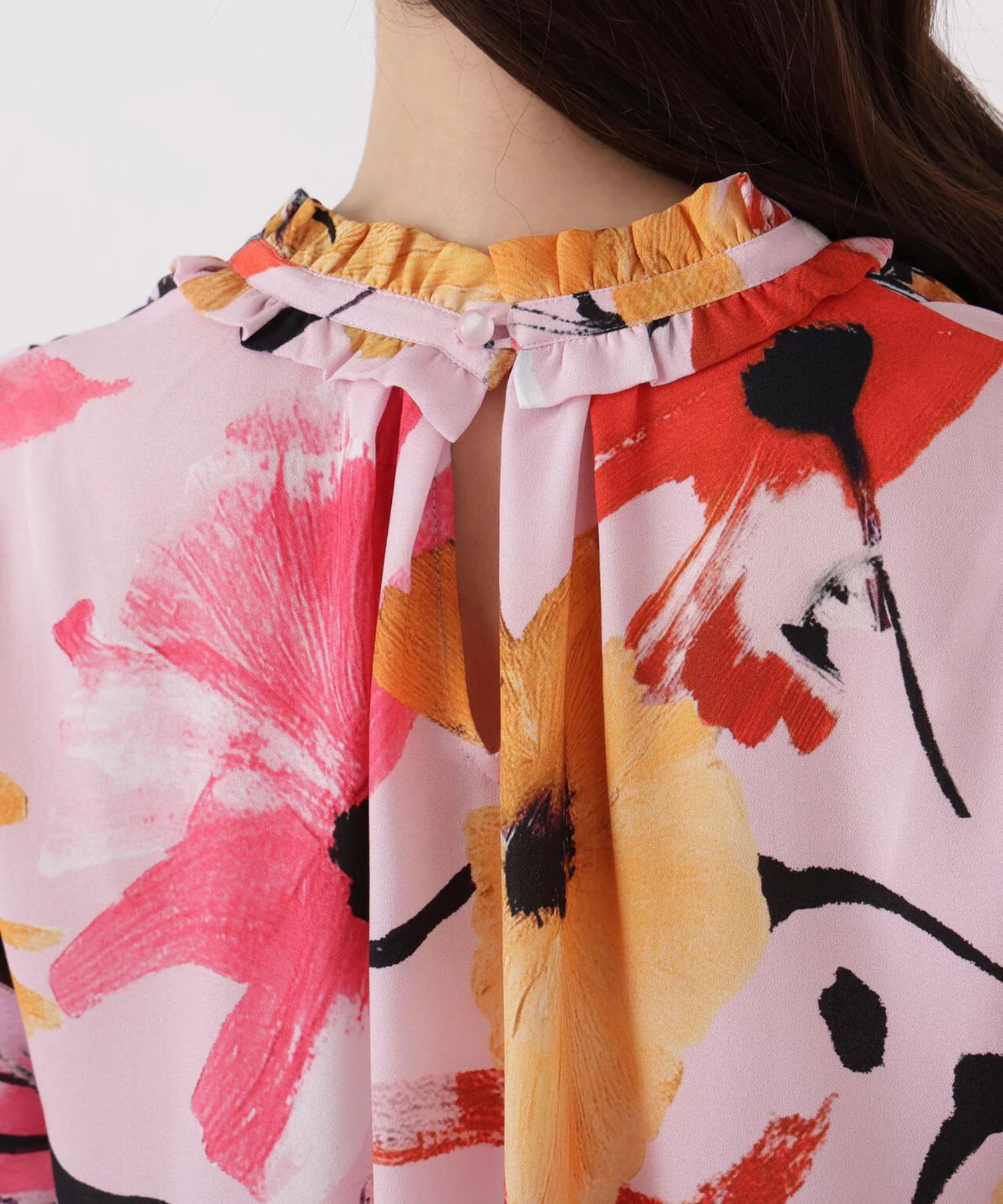 フラワープリントギャザーブラウス(ピンク系)ポリエステル / ストレッチ性無し / 裏無し / 後ろボタンあきありのかぶり / 0316110120