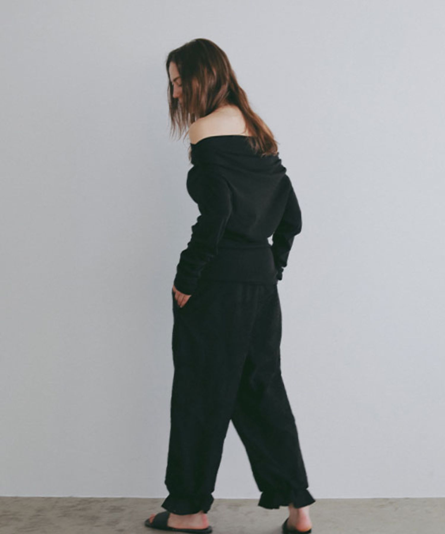 ワンショルダードレーププルオーバー(ブラック) 綿 / ウォッシャブル / 手洗い可 / 1226212079