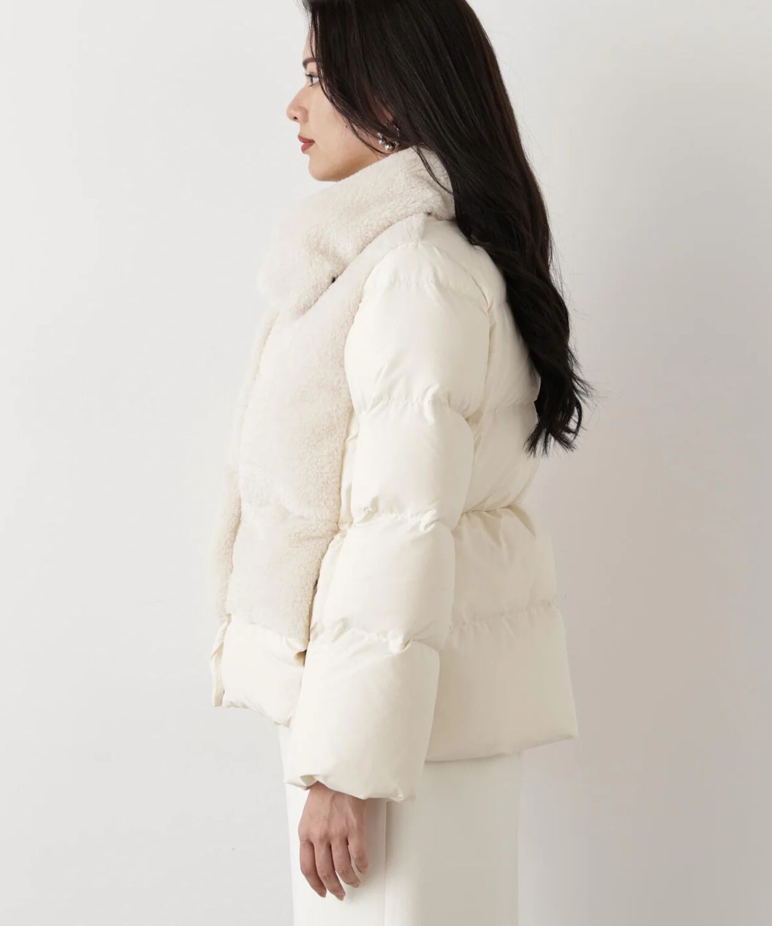 ファーコンビビックカラーミドルダウンコート(エクリュ)ナイロン / 前ドット釦あき / 裏地付き / ポケット×2 / 0315252102