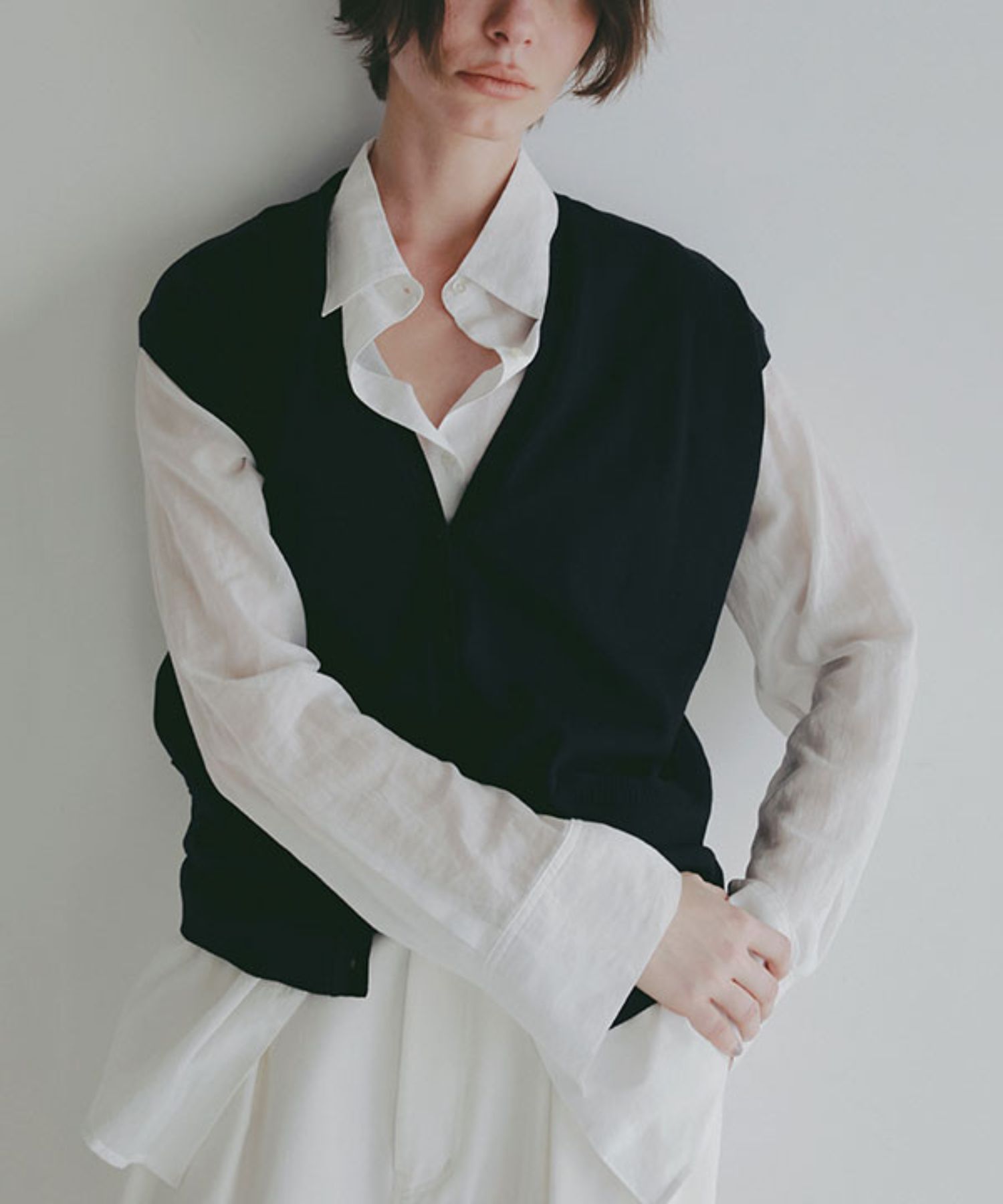 シアーコットンシャツ(ホワイト)綿100% / シアー素材 / 手洗い可 / 1226210063