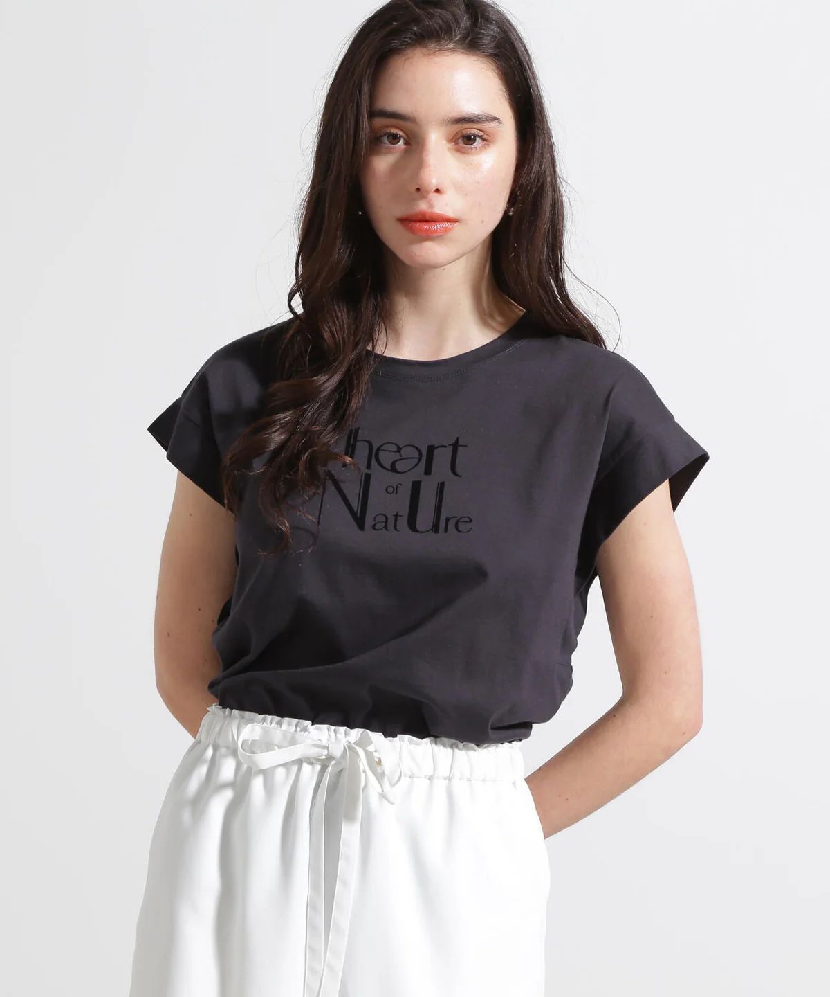 "The Art of Nature" Tシャツ (グレー) / 綿 100% / ウォッシャブル / ストレッチ / 0315160418
