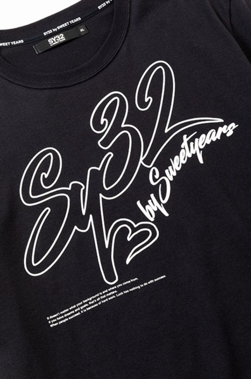 スクリプト ビッグロゴTシャツ （ブラック）コットン100％ / 中抜きフォントロゴ / ウォッシャブル
