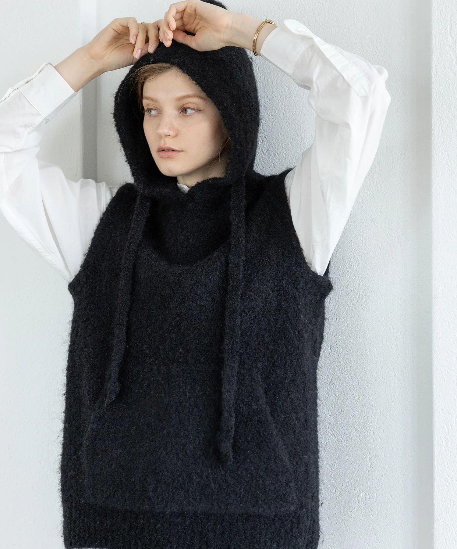 alpaca loop hoodie vest (BLACK) アルパカ / 保湿性 / ベビーアルパカ / 静電気防止加工 / 軽量 / CT25318