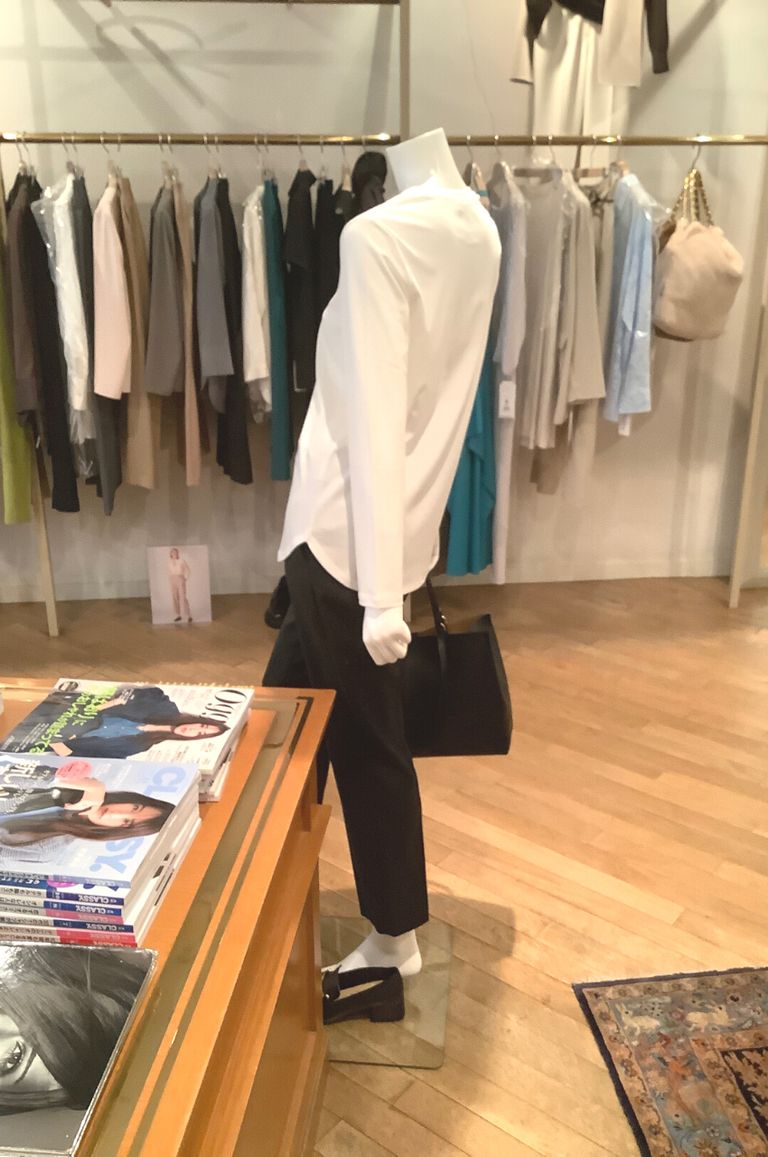 【美品✨24ss】セオリーリュクス 長袖カットソー ラウンドヘム 綿 Mサイズ 美品✨24ss】セオリーリュクス 長袖カットソー ラウンドヘム 綿