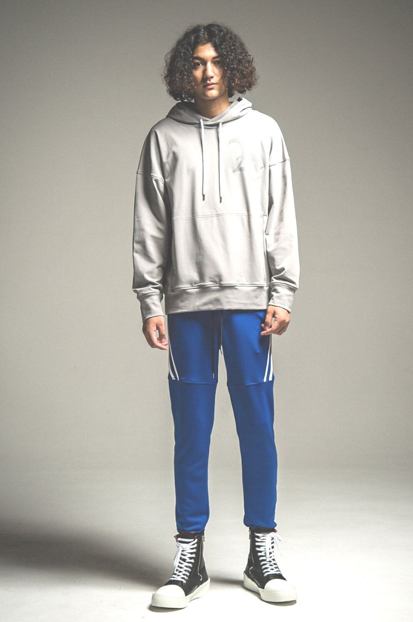 RC NYLON FLEECE LOOSE HOODIE / RCロゴナイロンパーカー