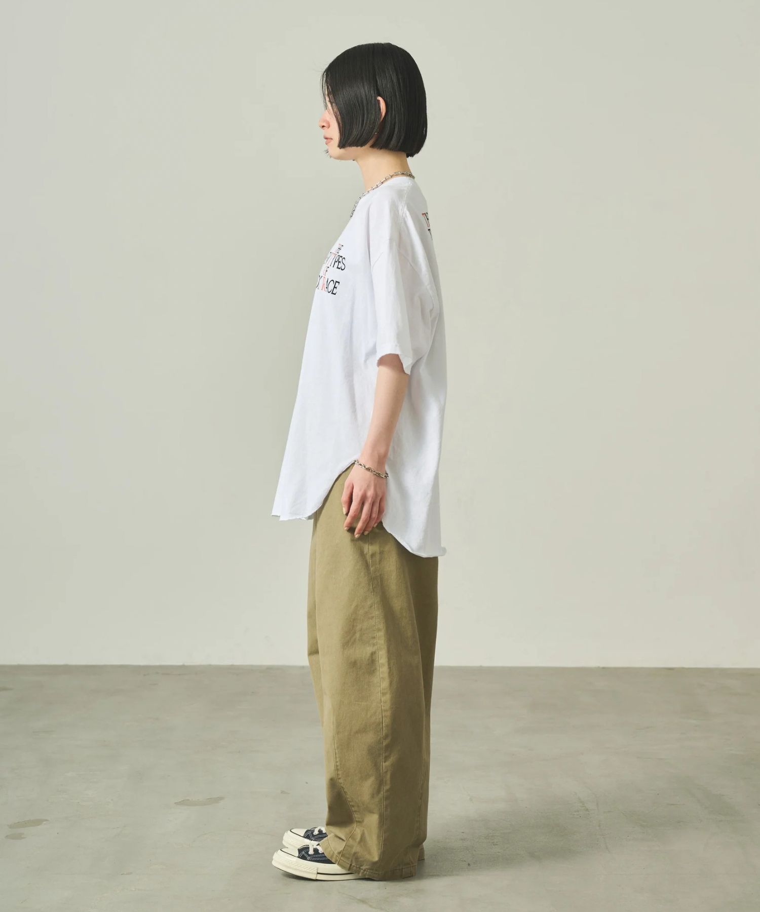 ヘムラウンドTEE-30Kレース-  (WHITE) 綿 / 前後プリント / 裾ラウンドカット / 透け感無し /MIL25SCS3452
