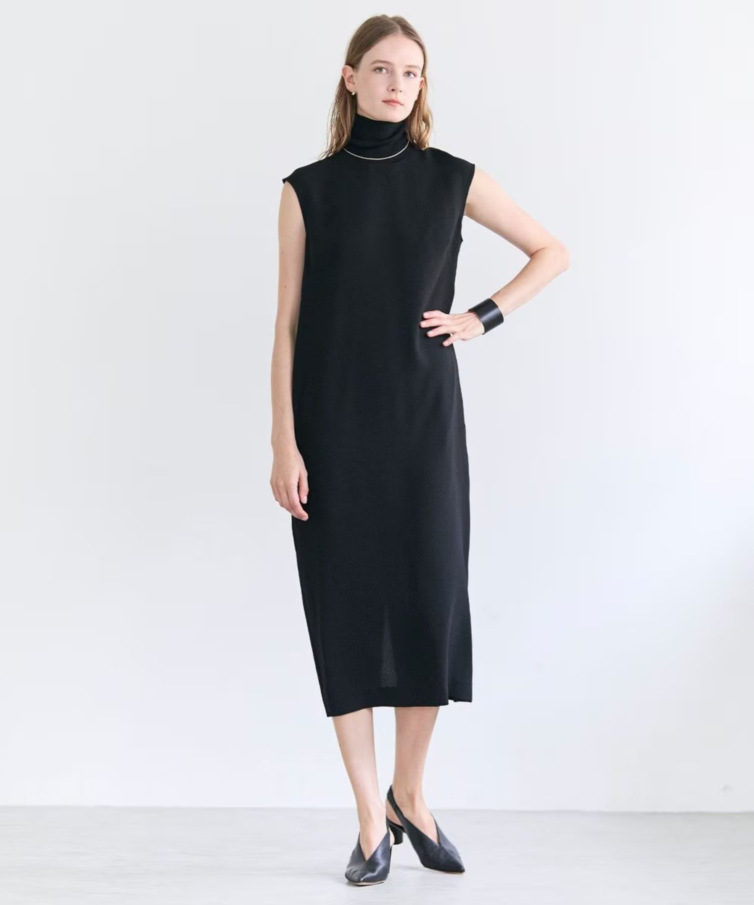 FLEUR / 異素材ネック ロングワンピース (Navy) トリアセテート / ノースリーブ /ゴールドファスナー /手洗可/ OPCWLM0404