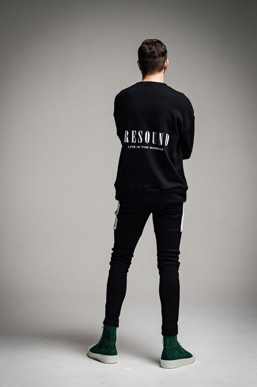 ID BACKROGO VELOURS FLEECE DROP TRAINER / IDバックロゴ裏起毛ルーズトレーナー