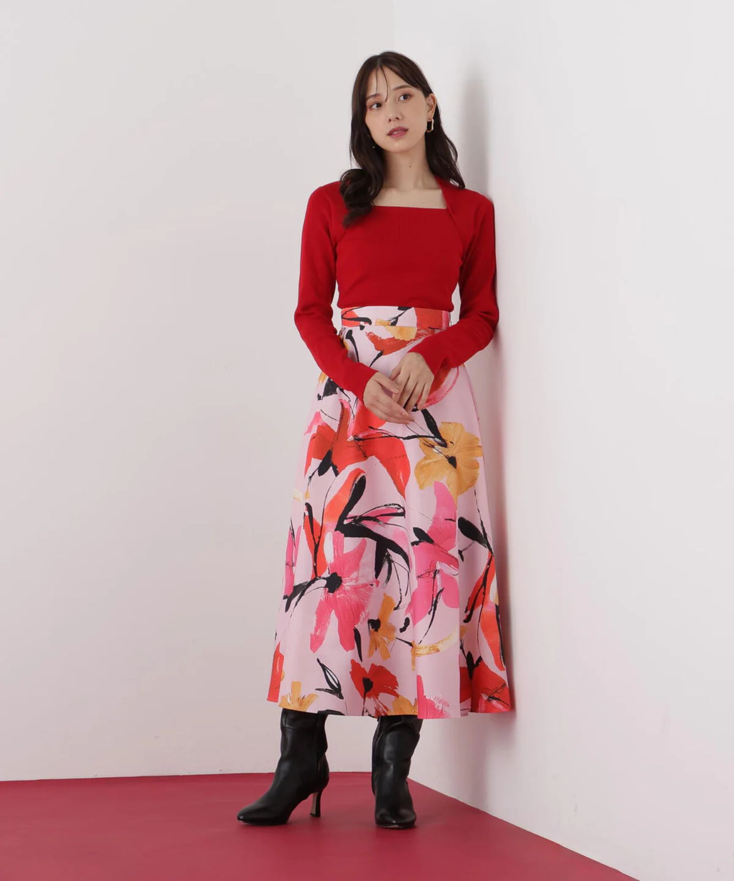 フラワープリントタフタフレアースカート(ピンク系)ポリエステル / ストレッチ無し / 裏地あり / くるぶしくらいの丈 / 脇ファスナーあき / 0316120120