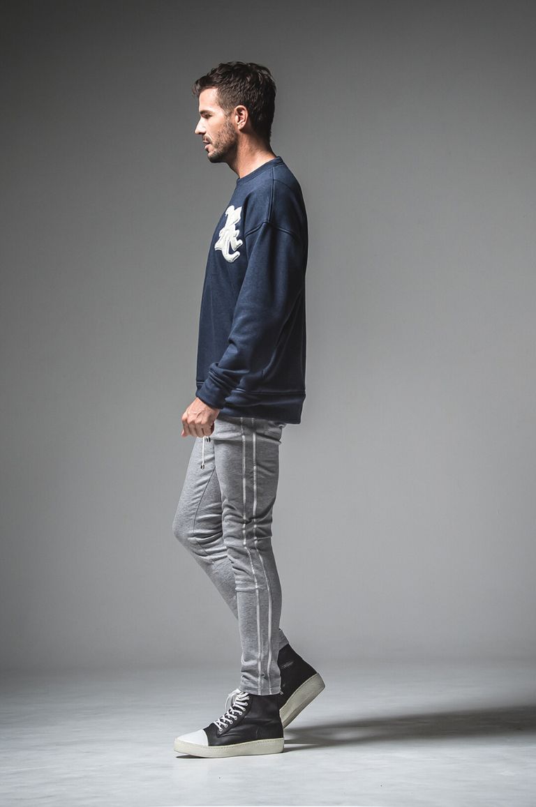 注目■RESOUND CLOTHING■大人気 裏起毛刺繍ワッペントレーナー RESOUND CLOTHING - 裏起毛ルーズトレーナー (ネイビー