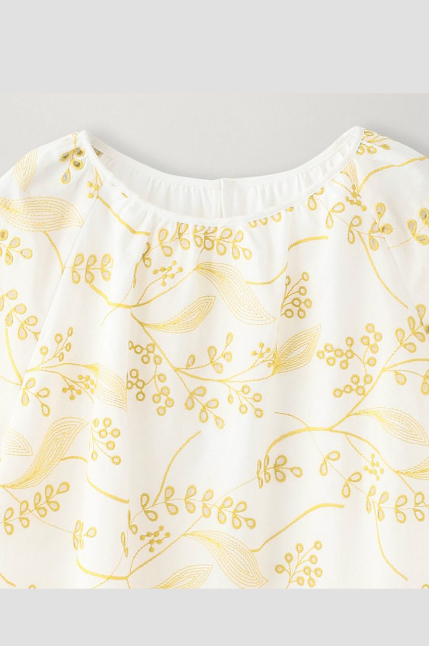 CUTWORK EMBROIDERY BLOUSE  /  カットワークエンブロイダリーブラウス