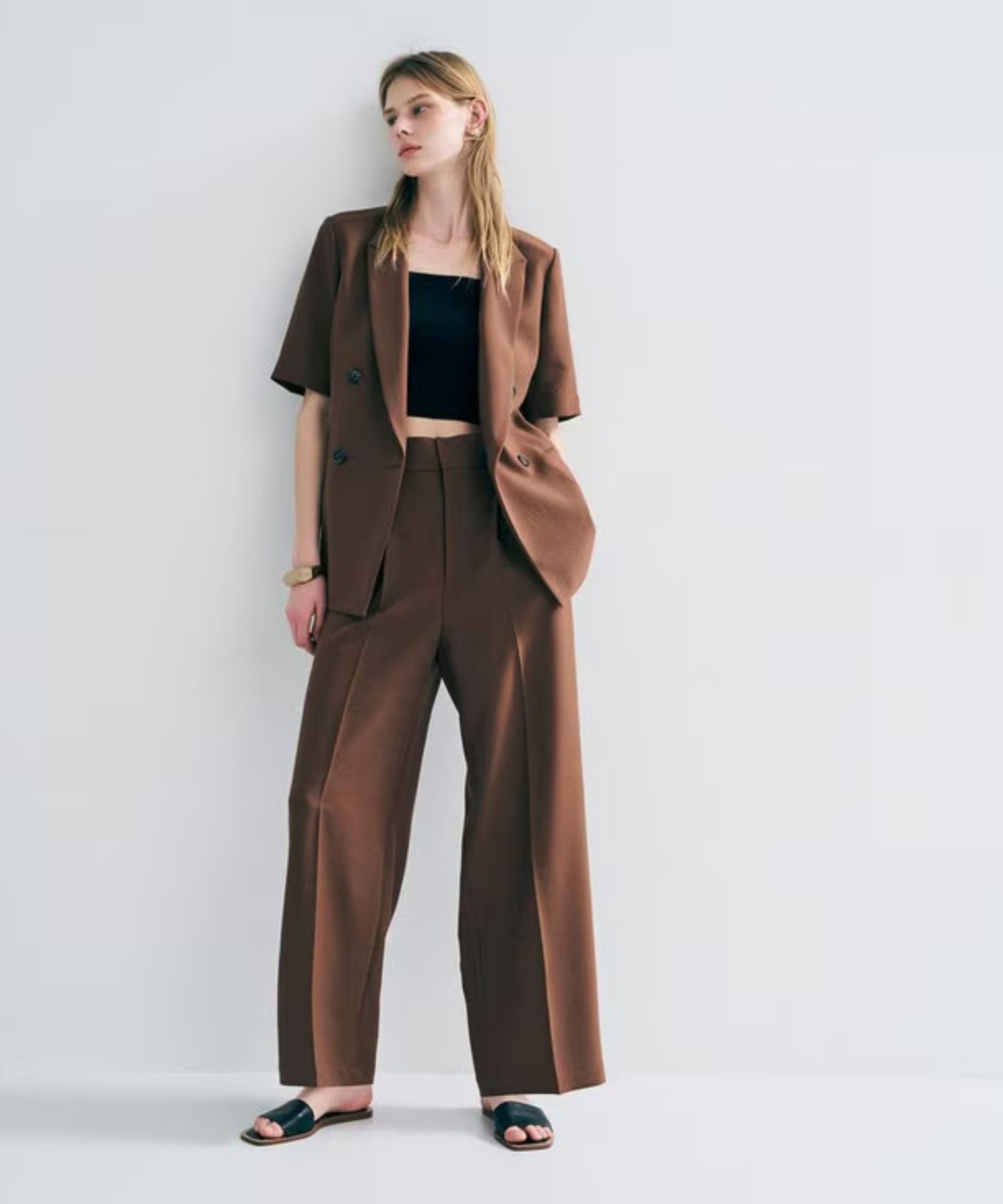 ウォッシャブルドライサップワイドパンツ(キャメル) ポリエステル / サスペンダー付き / ハイウエスト / センタープレス / バックスタイルゴム / PRUVLM0401