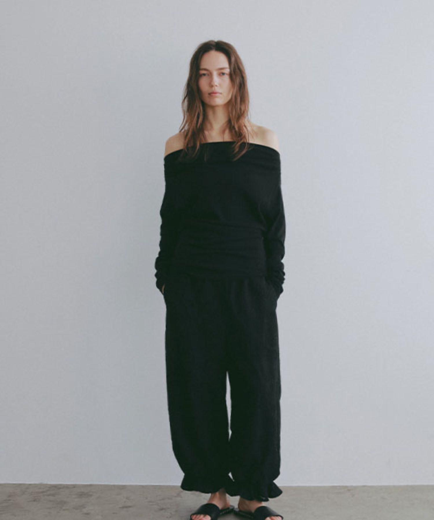 ワンショルダードレーププルオーバー(ブラック) 綿 / ウォッシャブル / 手洗い可 / 1226212079