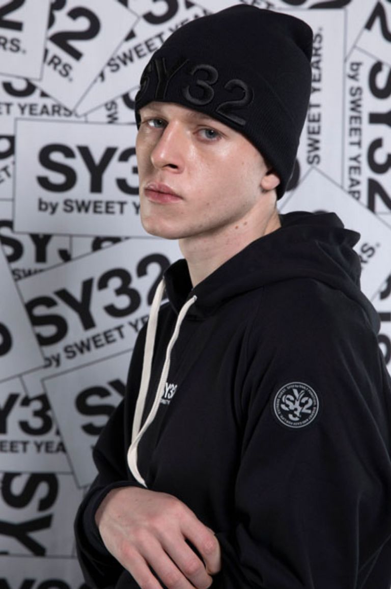 SY32 by SWEET YEARS - WORLD STAR P/O CREW | LA FEMME