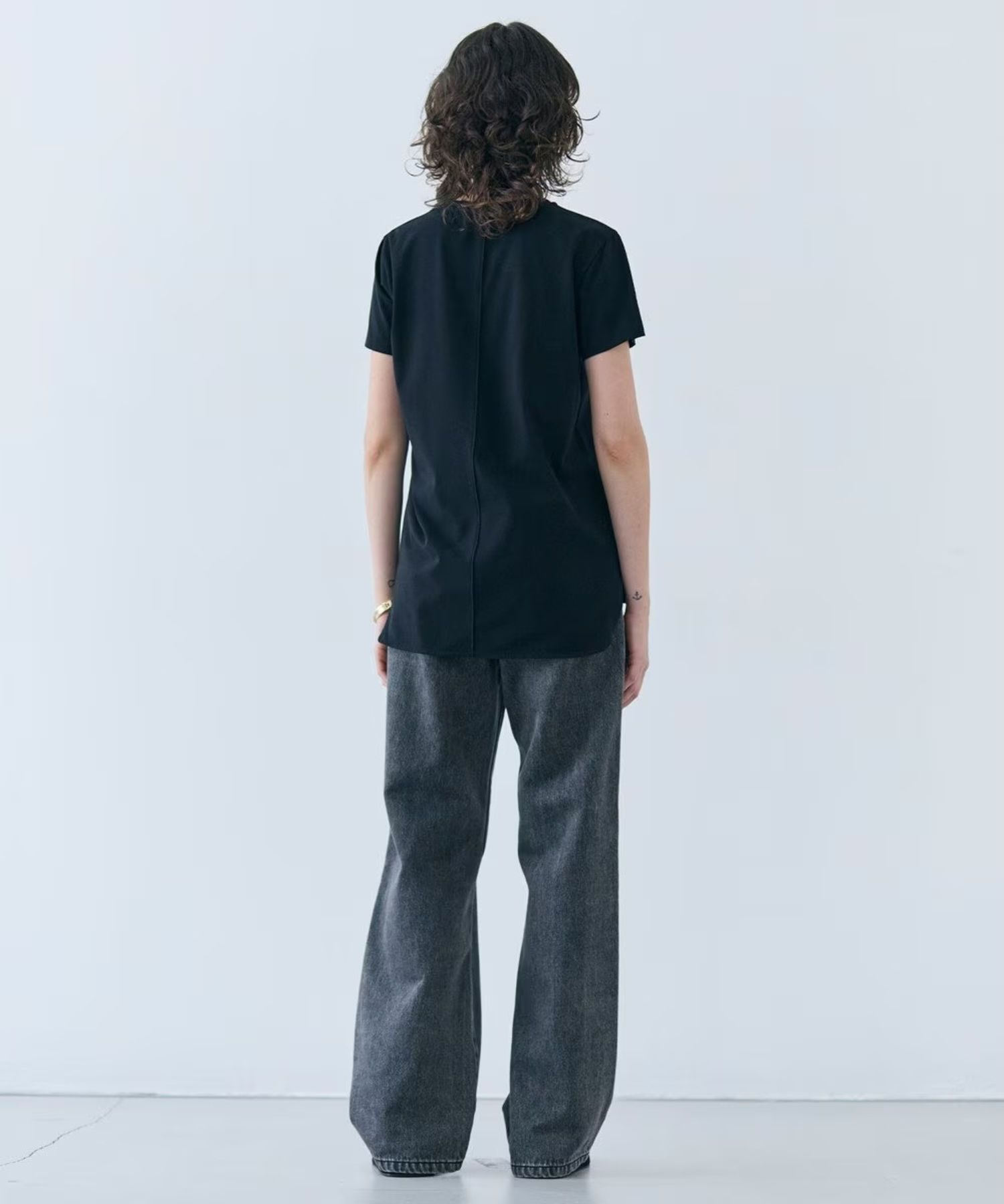 コットンクルーネックTシャツ (Black) コットン / シャツテール / ストレッチ / ウォッシャブル /KKCWGA0002