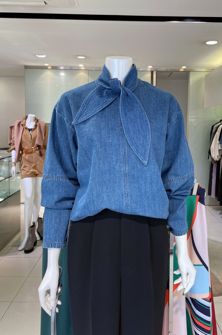 uncrave - LIGHT DENIM BLOUSE/ライトデニムブラウス | LA FEMME