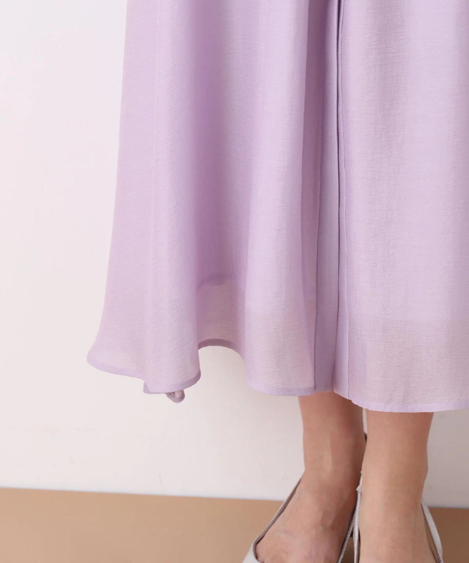 ウエストシャーリングロングワンピース(ラベンダー)再生繊維 / ストレッチ性無し / 身頃のみ裏地付き / 前スリットあり / あきなしでかぶり着用 / 0316140207