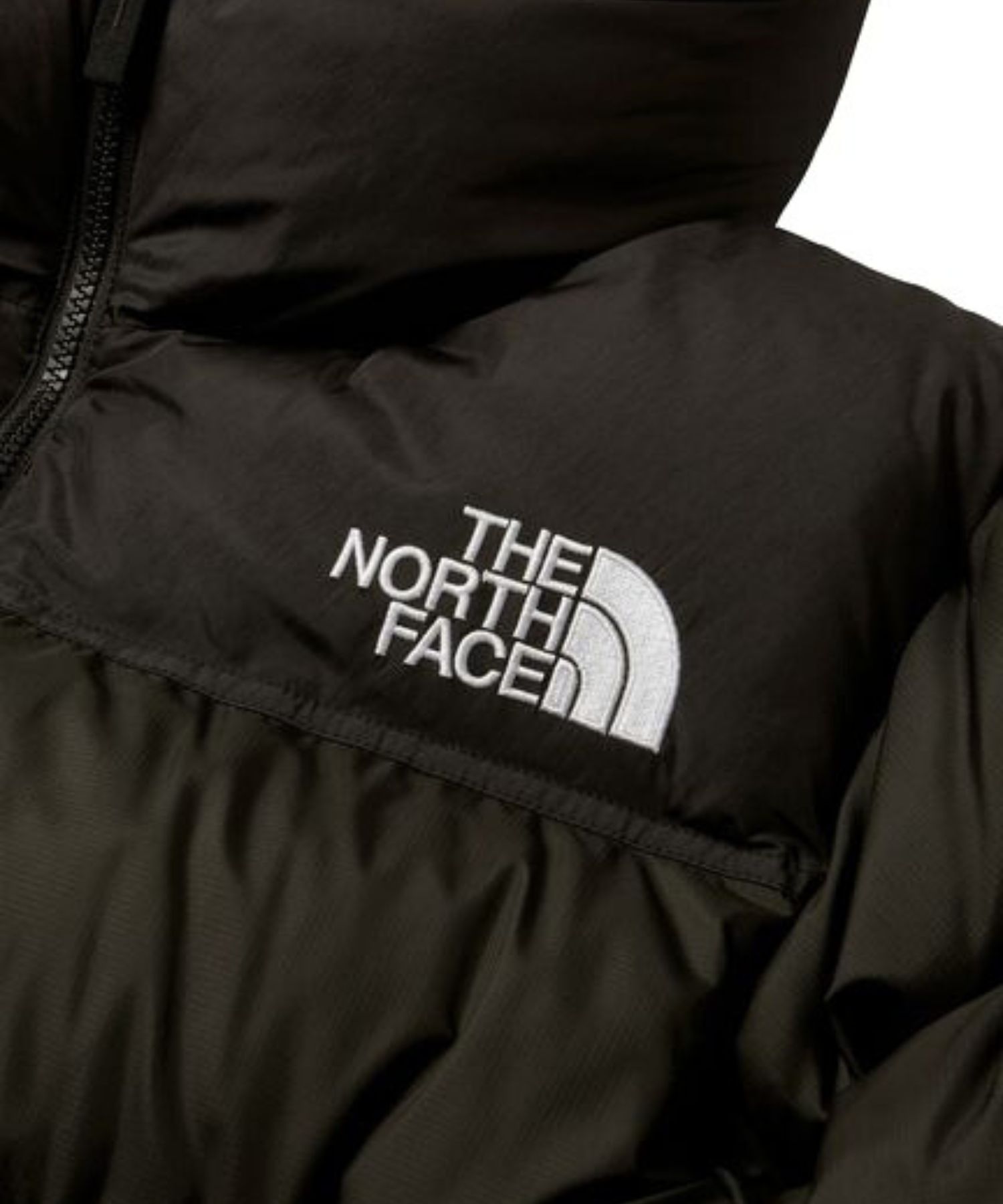 (メンズ) ヌプシフーディー (ブラック) ナイロン、ダウン / リサイクルダウン / 撥水加工 / 手洗可 / ND92559