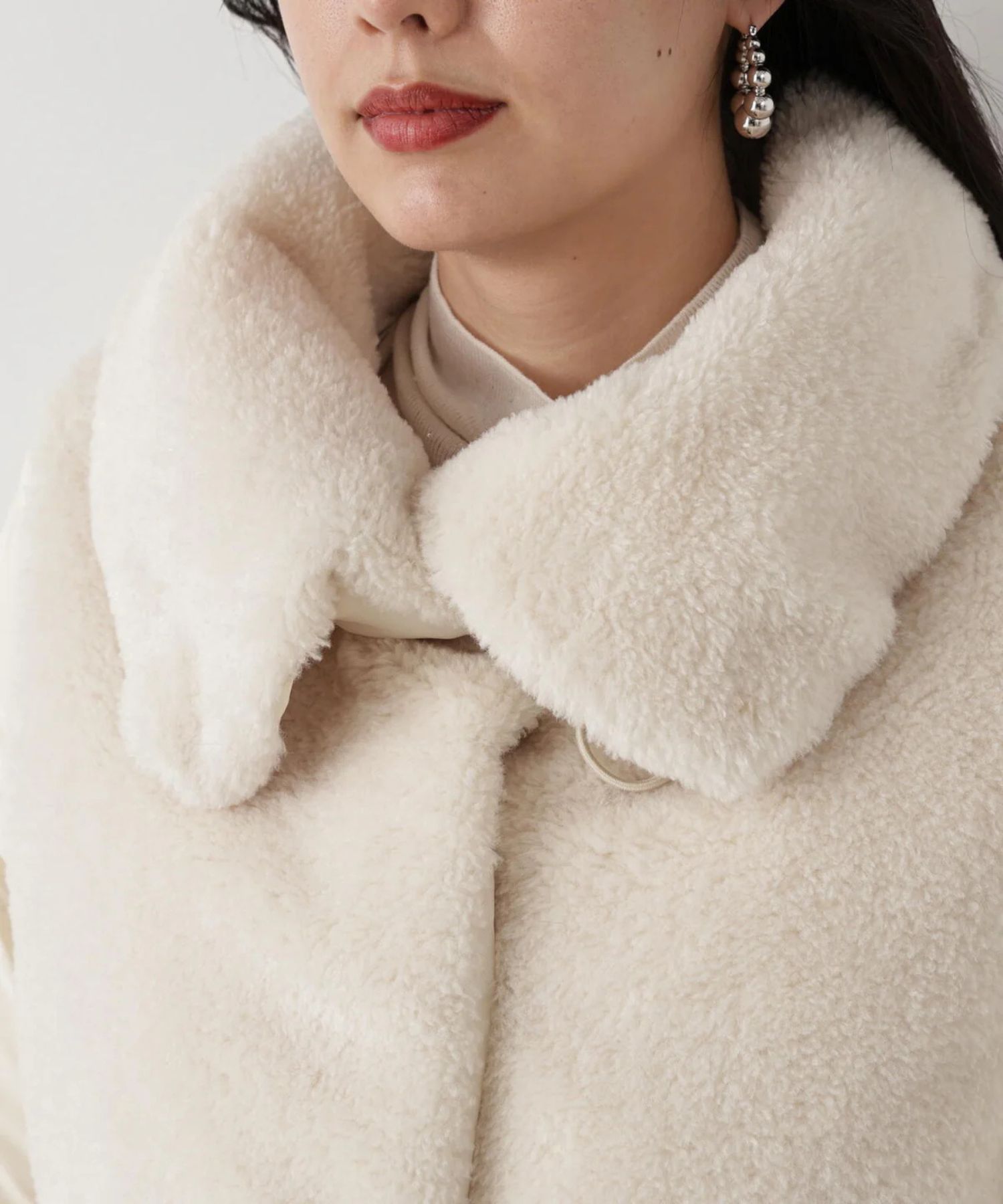 ファーコンビビックカラーミドルダウンコート(エクリュ)ナイロン / 前ドット釦あき / 裏地付き / ポケット×2 / 0315252102