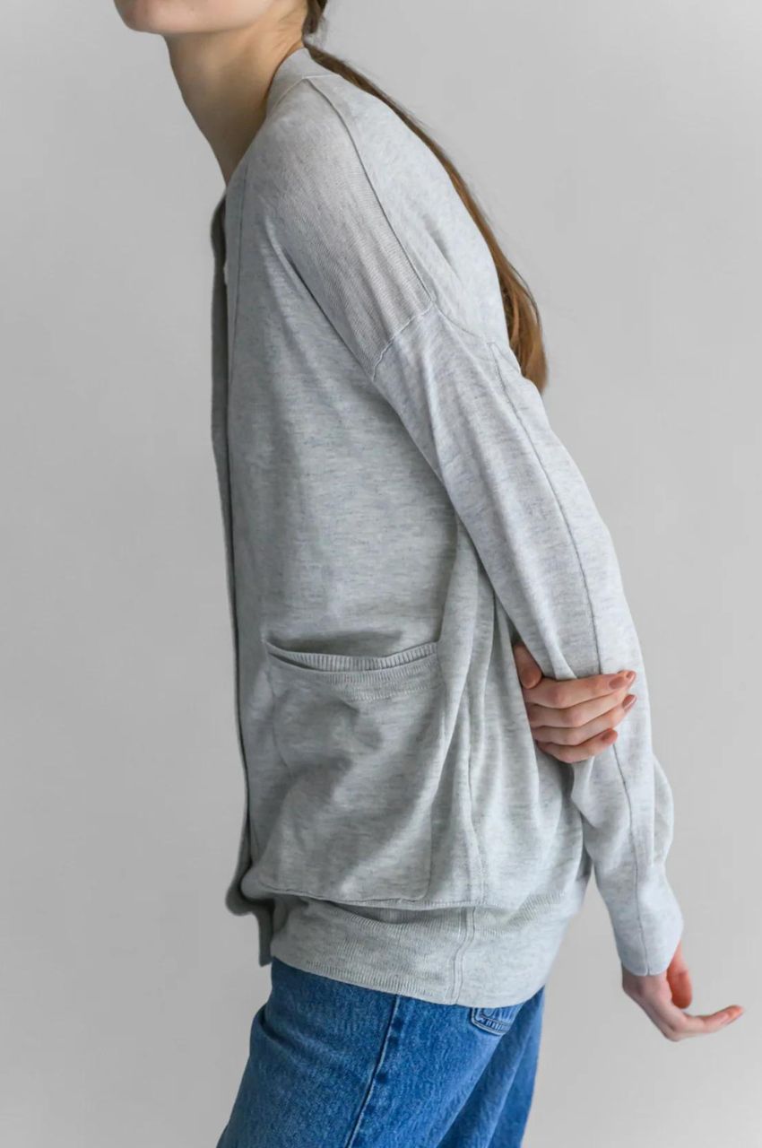 capsule Silk cashmere cardigan with pockets (L.GREY) シルク / Vネック / 静電気防止加工 / 手洗い可 /CT24118